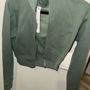 Lululemon Olive Green Cropped Scuba Jacket Full Zip- Size 6